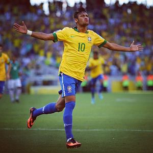 Image post by @soccerdotcom on Instagram