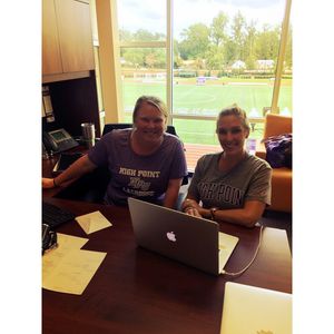 Image post by @hpuwlax on Instagram