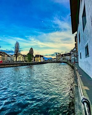 Image post by @omerdurna07 on Instagram