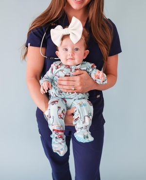 Image post by @poshpeanut on Instagram