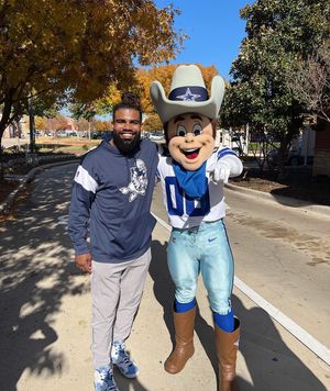Image post by @rowdymascot on Instagram