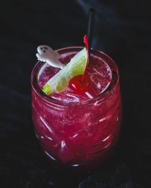 Image post by @HULASModernTikiRestaurants on Facebook