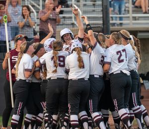 Image post by @siu_softball on Instagram