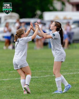 Image post by @ecnlgirls on Instagram