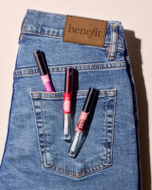 Image post by @benefitcosmeticsitaly on Instagram