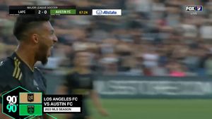 Video post by @foxsoccer on Facebook