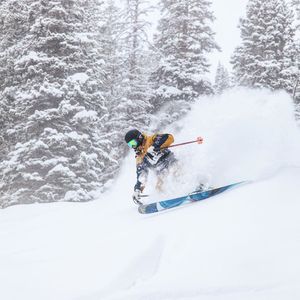 Image post by @j_skis on Instagram
