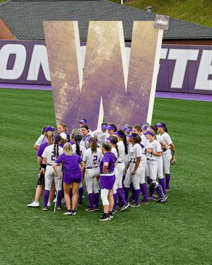Image post by @jmusoftball on Instagram