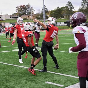 Image post by @esu_football on Instagram
