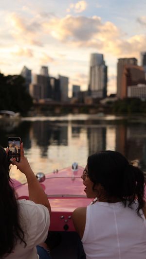 Video post by @retroboatrentalsatx on Facebook