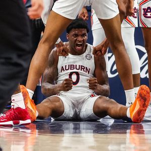 Image post by @auburnmbb on Instagram