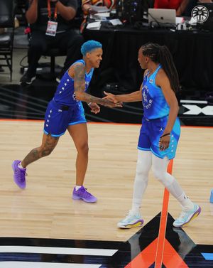 Image post by @la_sparks on Instagram