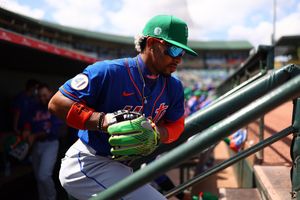 Image post by @Lindor12BC on Twitter