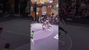 Video post by @basketballaus on YouTube