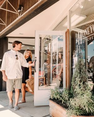 Image post by @hotelavail on Instagram