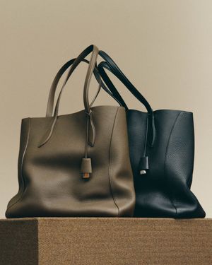 Image post by @loropiana on Instagram