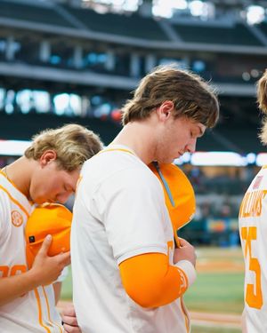 Image post by @julianilesmedia on Instagram