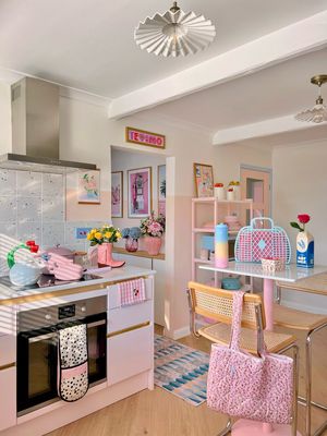 Image post by @homewithhelenandco on Instagram