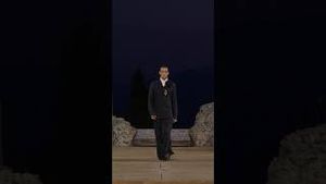 Video post by @dolcegabbana on YouTube
