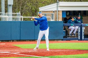 Image post by @wne_goldenbears on Instagram