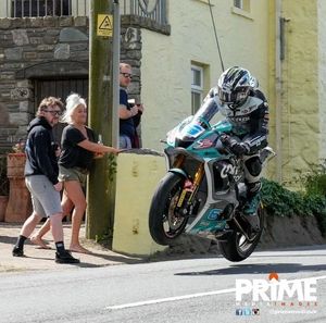 Image post by @loveroadraces on Instagram