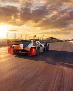 Image post by @mclarenauto on Instagram