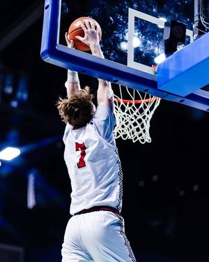 Image post by @uiwmensbasketball on Instagram