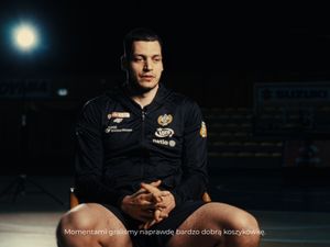 Video post by @Arka Gdynia Kosz on Facebook