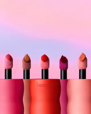 Image post by @benefitcosmeticsitaly on Instagram