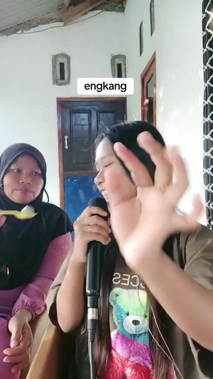 Video post by @da7april on TikTok