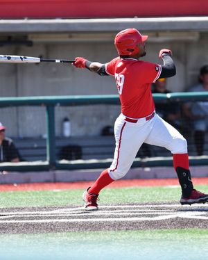 Image post by @unmlobobaseball on Instagram