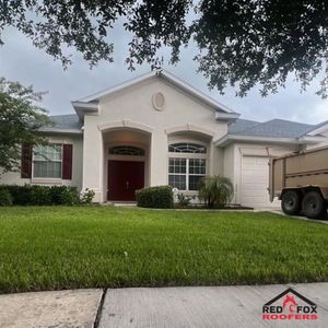 Image post by @redfoxroofers on Facebook
