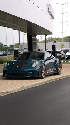 Video post by @PorscheExchange on Facebook