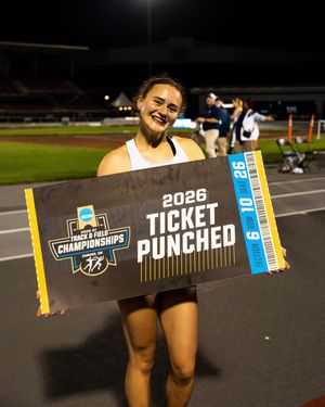 Image post by @uwtrack on Instagram