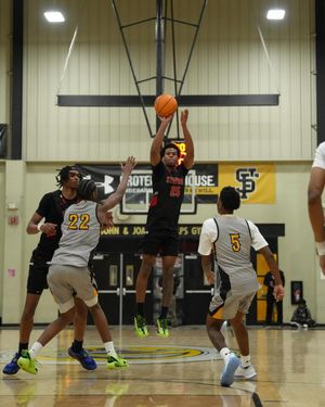 Image post by @step_basketball on Instagram