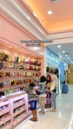 Image post by @deliwafastore.kediri on TikTok