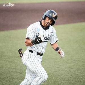 Image post by @vandyboys on Instagram