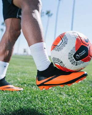 Image post by @soccerdotcom on Instagram