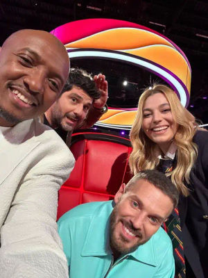 Image post by @thevoice_tf1 on TikTok