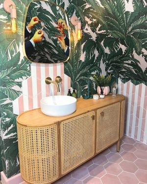 Image post by @madedotcom on Instagram
