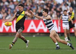 Image post by @AFL on Twitter