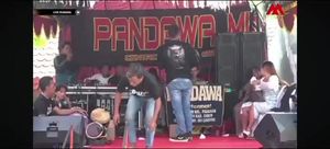 Video post by @da7april on TikTok