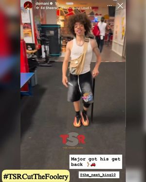 Image post by @theshaderoom on Instagram