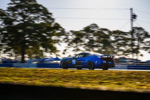 Image post by @gradientracing on Instagram