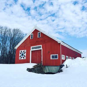 Image post by @themainemag on Instagram