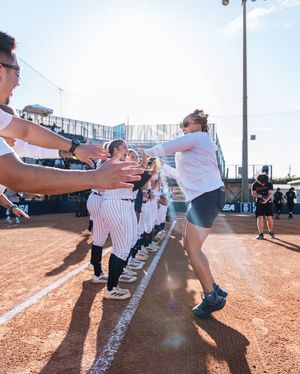 Image post by @fiusoftball on Instagram