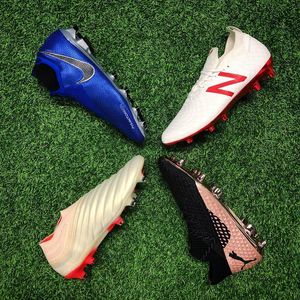 Image post by @soccerdotcom on Instagram