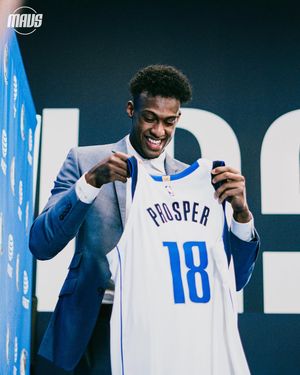 Image post by @dallasmavs on Instagram