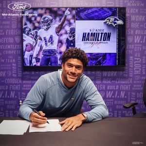 Image post by @Ravens on Twitter