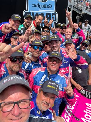 Image post by @AlexanderRossi on Twitter